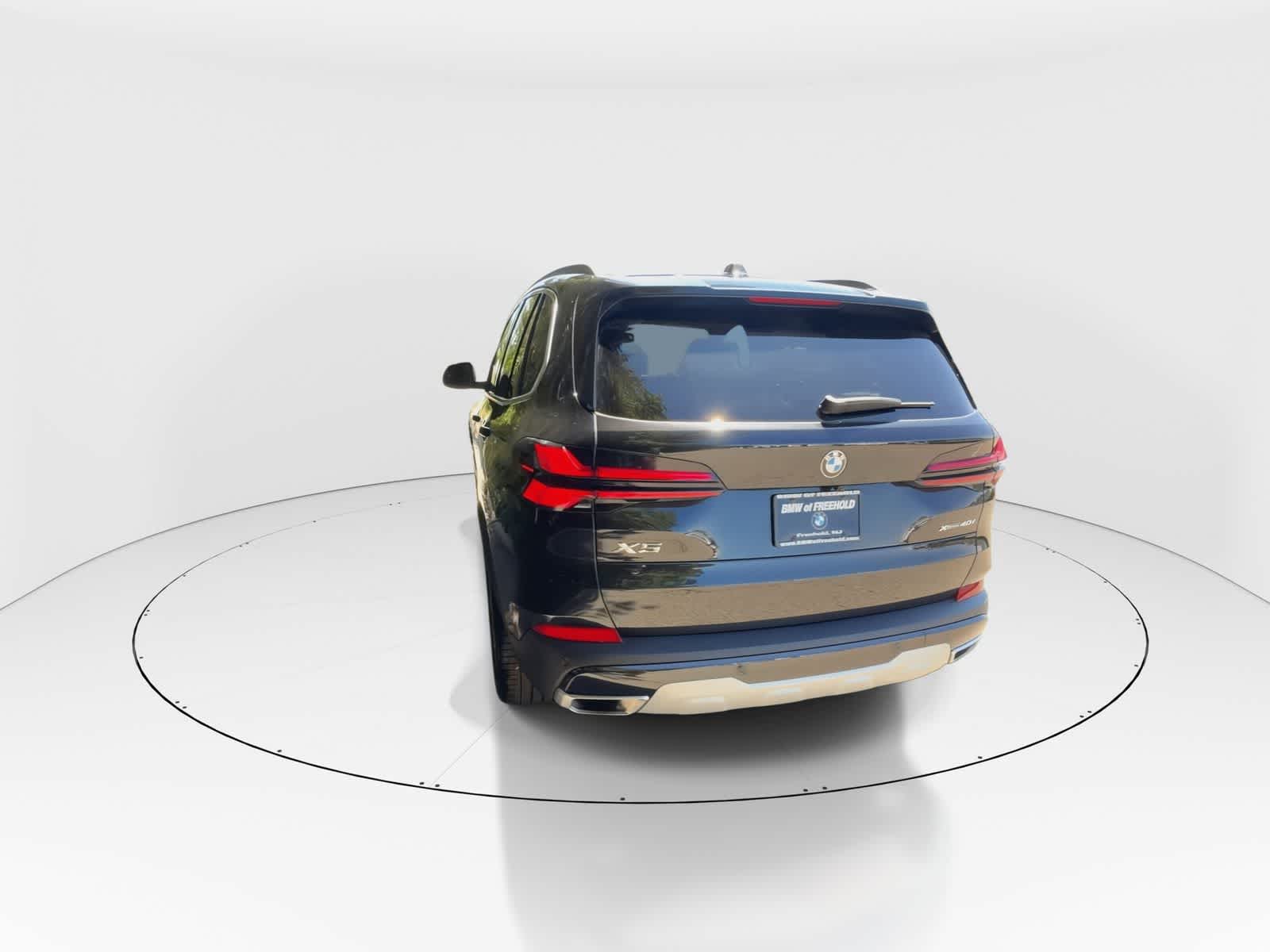 Thumbnail: 2026 BMW X5 - 6
