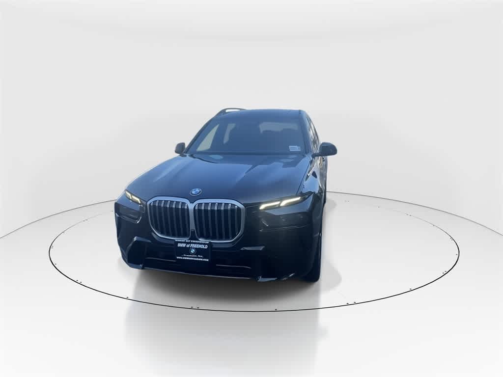 Thumbnail: 2023 BMW X7 - 7