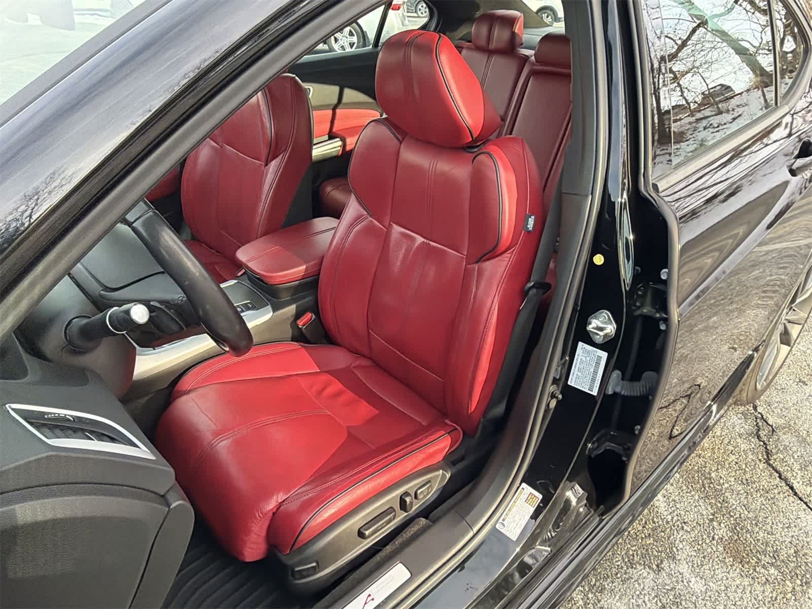 Thumbnail: 2019 Acura TLX - 19