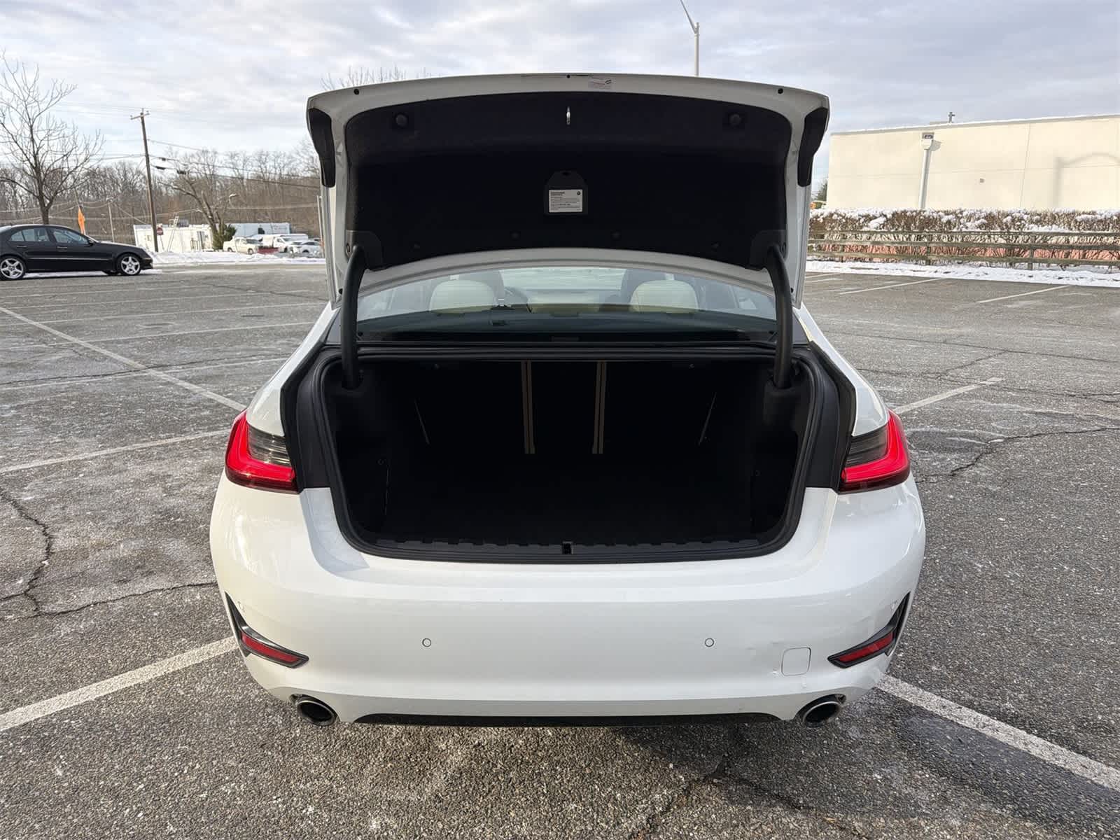 Thumbnail: 2020 BMW 3 Series - 27