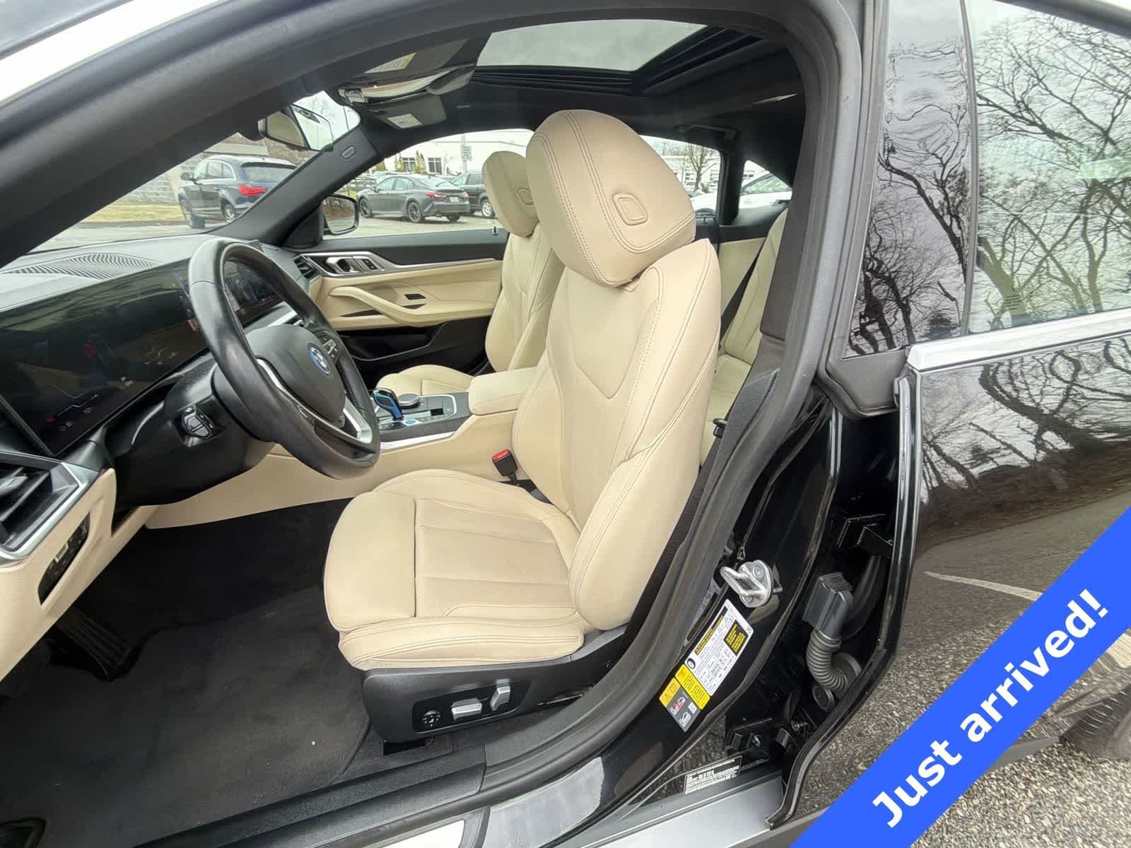 Thumbnail: 2023 BMW i4 - 19