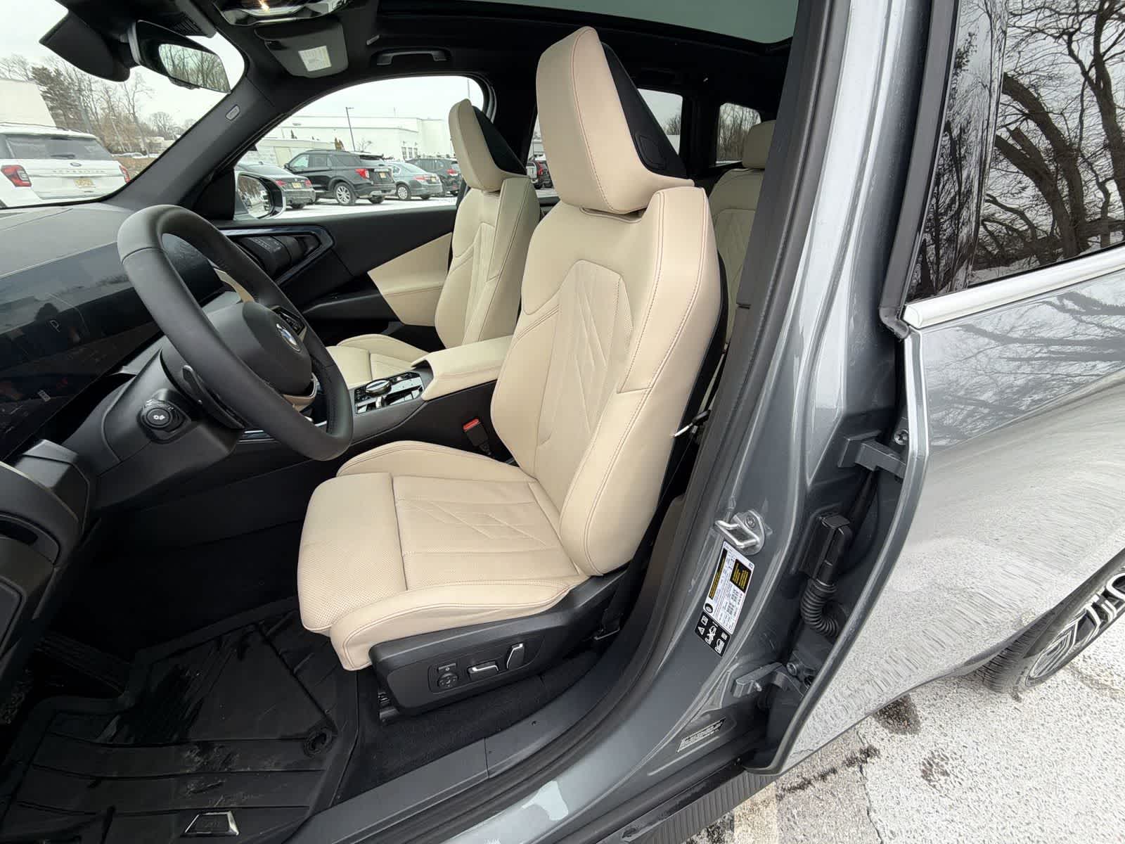 Thumbnail: 2025 BMW X3 - 19