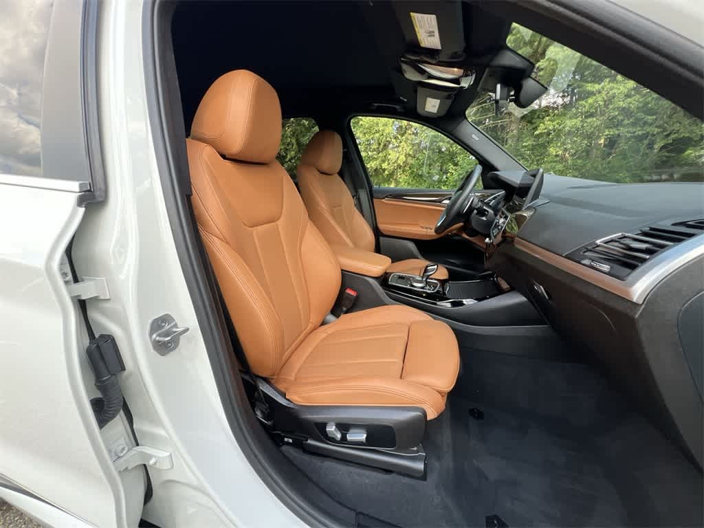 Thumbnail: 2023 BMW X3 - 22