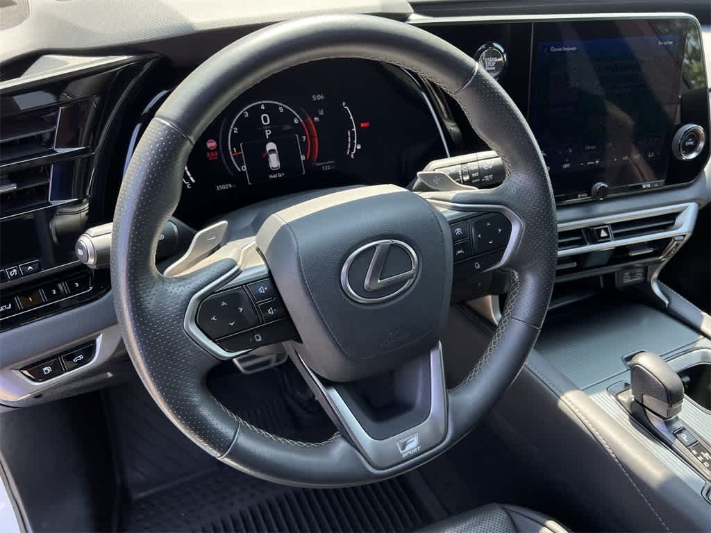 Thumbnail: 2023 Lexus RX - 23