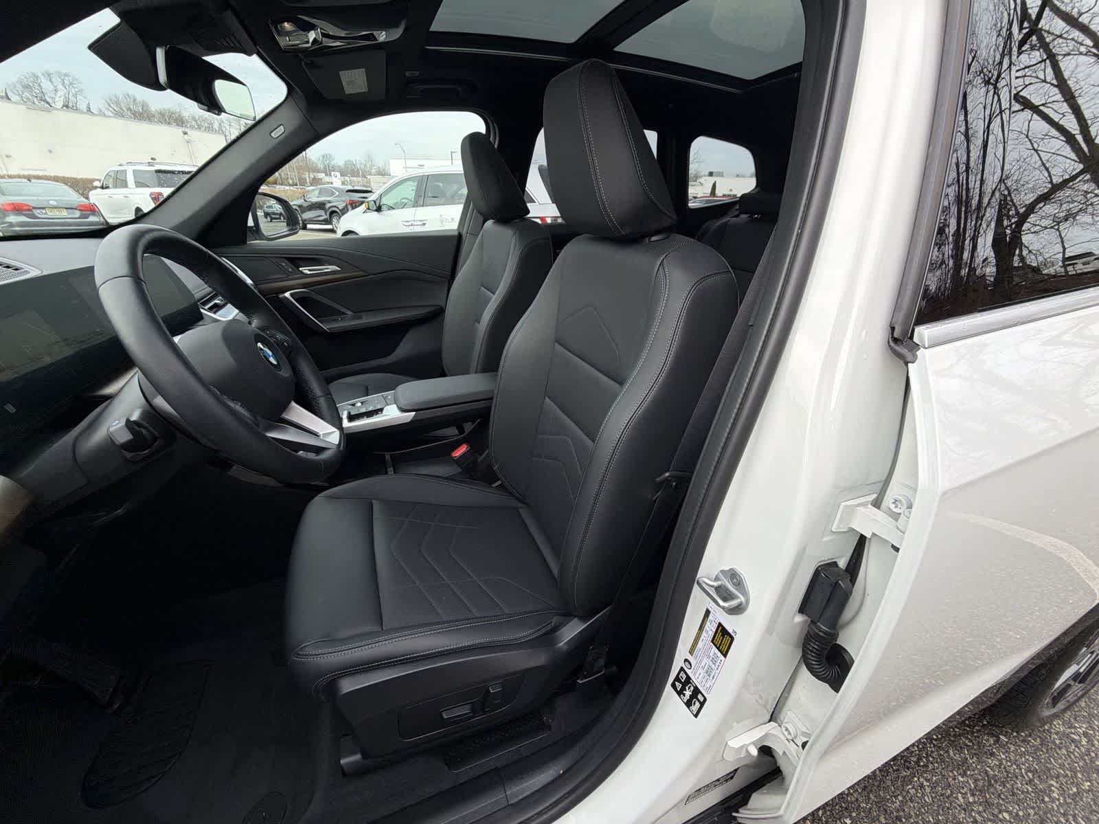 Thumbnail: 2025 BMW X1 - 19