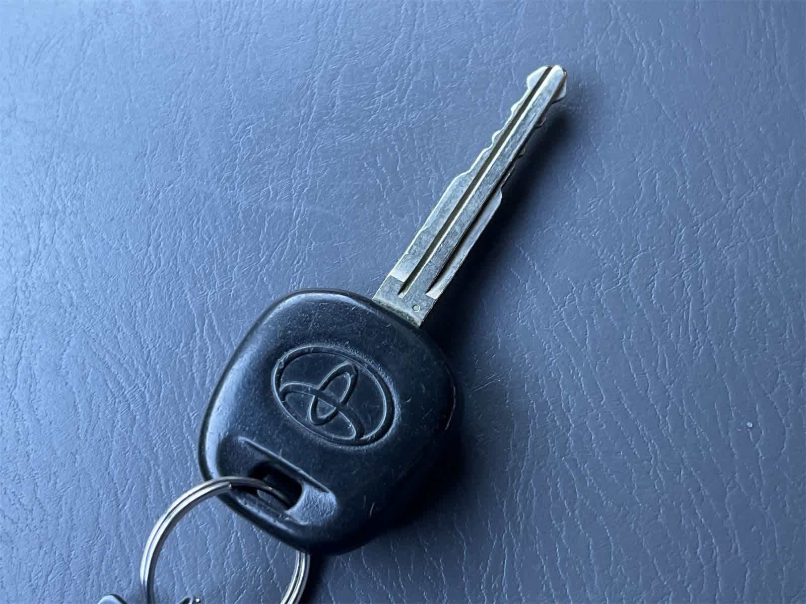 Thumbnail: 2010 Toyota Tacoma - 28