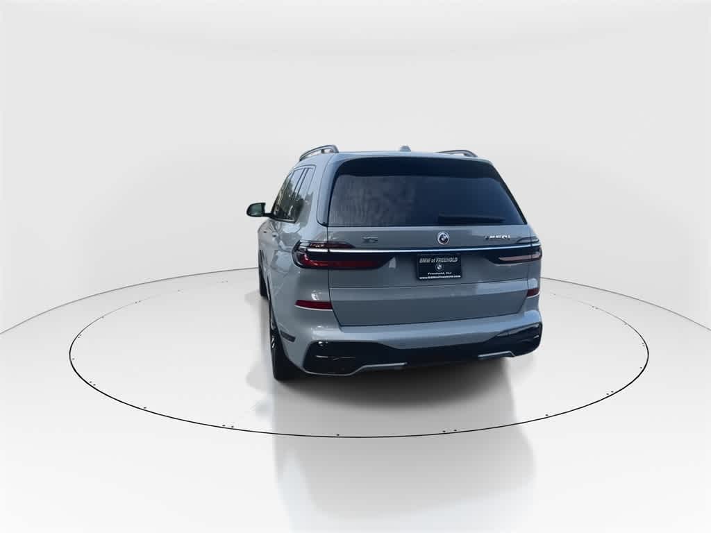 Thumbnail: 2023 BMW X7 - 8