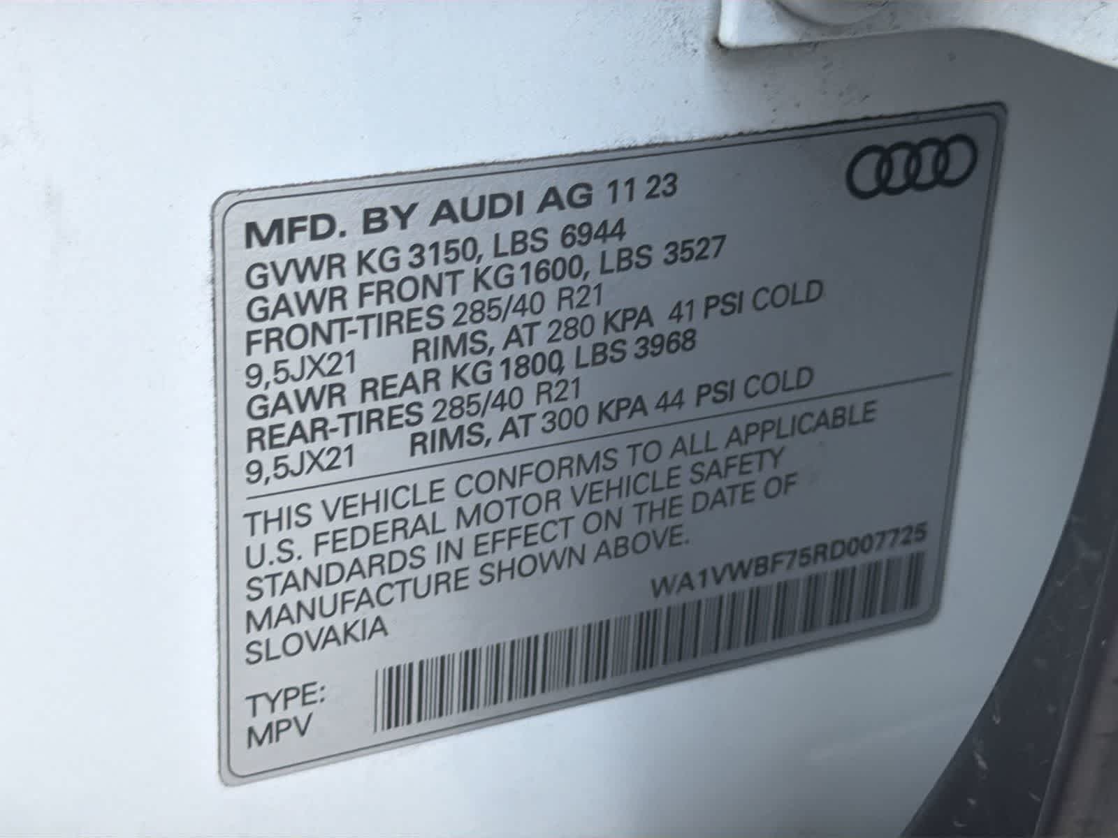 Thumbnail: 2024 Audi SQ7 - 29
