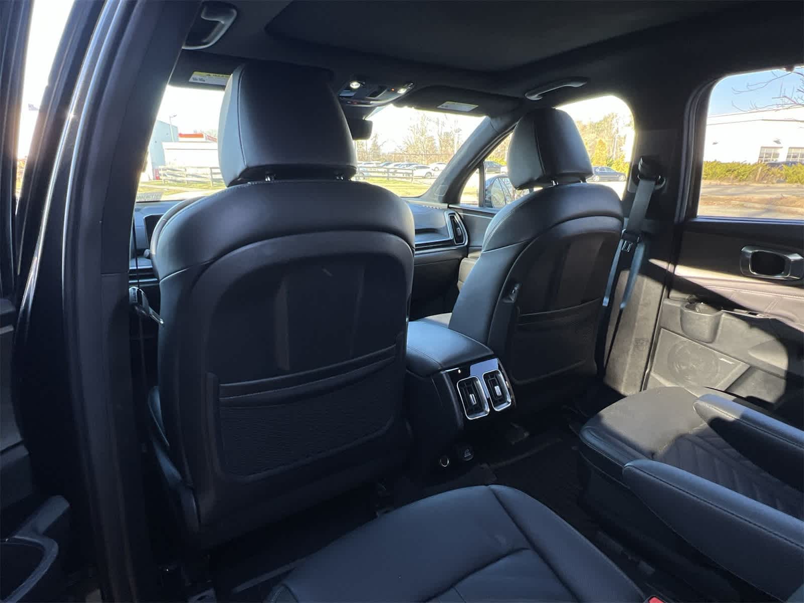 Thumbnail: 2024 Kia Sorento - 20