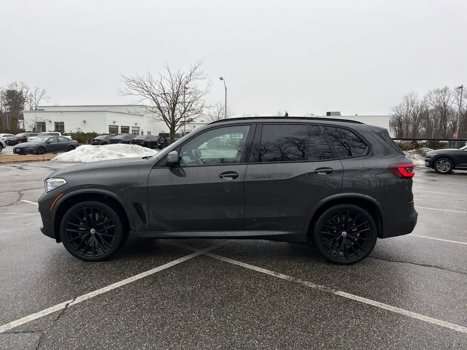 Thumbnail: 2023 BMW X5 - 11