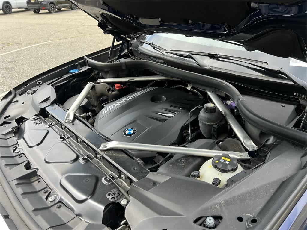 Thumbnail: 2023 BMW X7 - 17