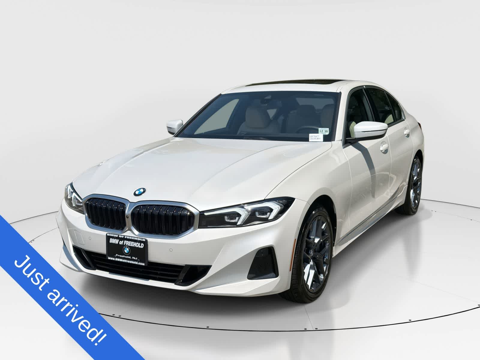 2025 BMW 3 Series 330i xDrive Sedan's photo