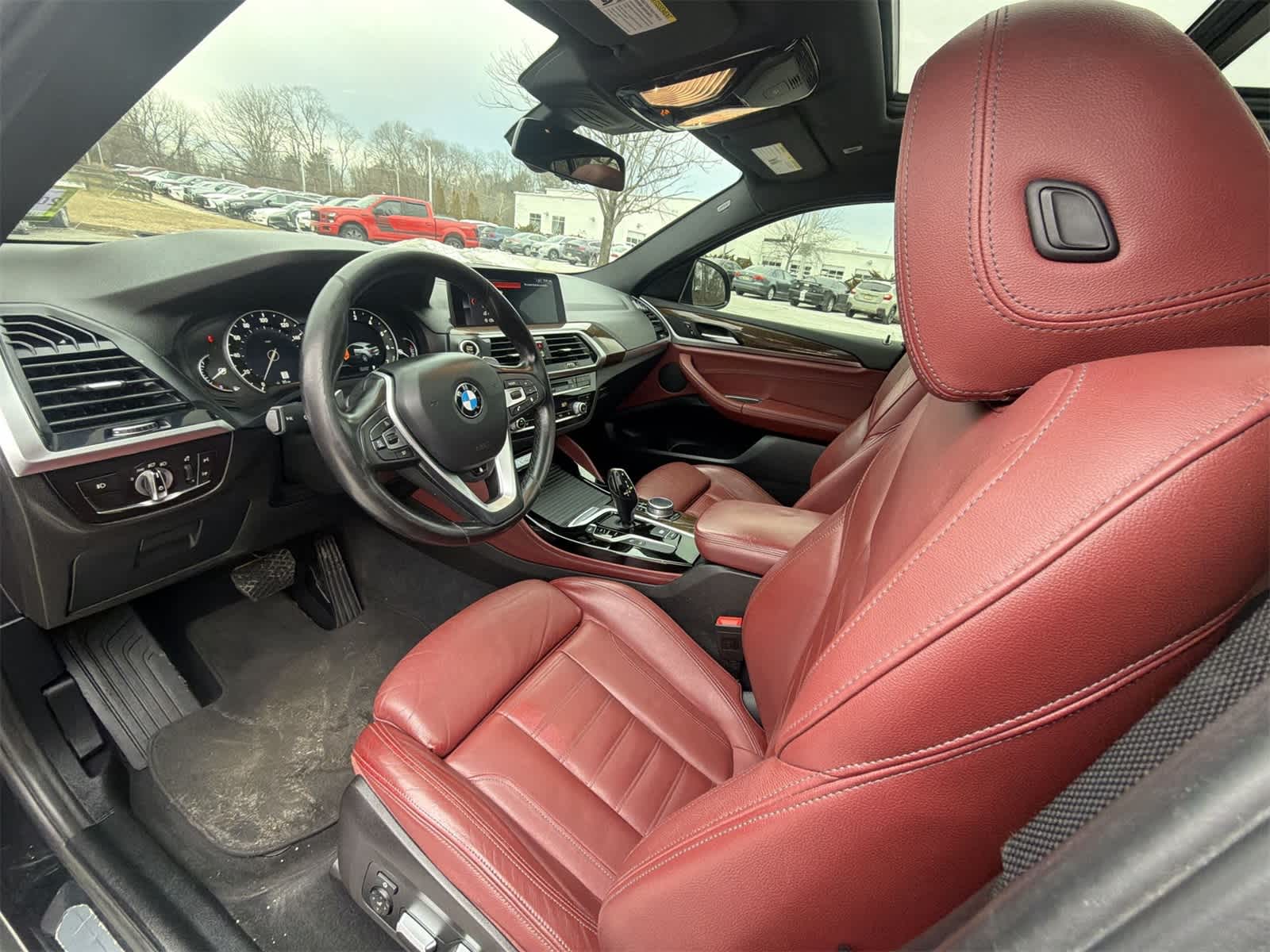 Thumbnail: 2019 BMW X4 - 10