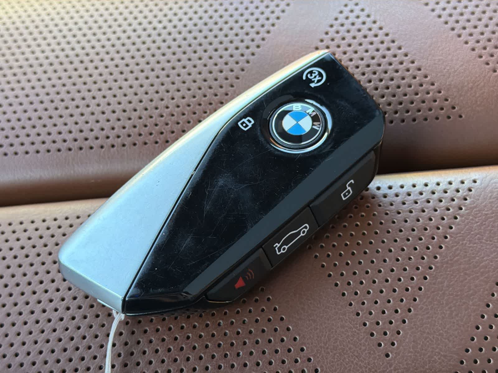 Thumbnail: 2025 BMW i7 - 28