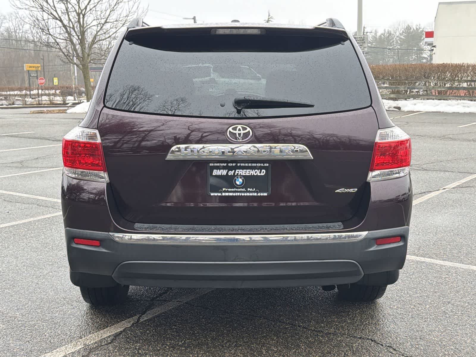 Thumbnail: 2013 Toyota Highlander - 13