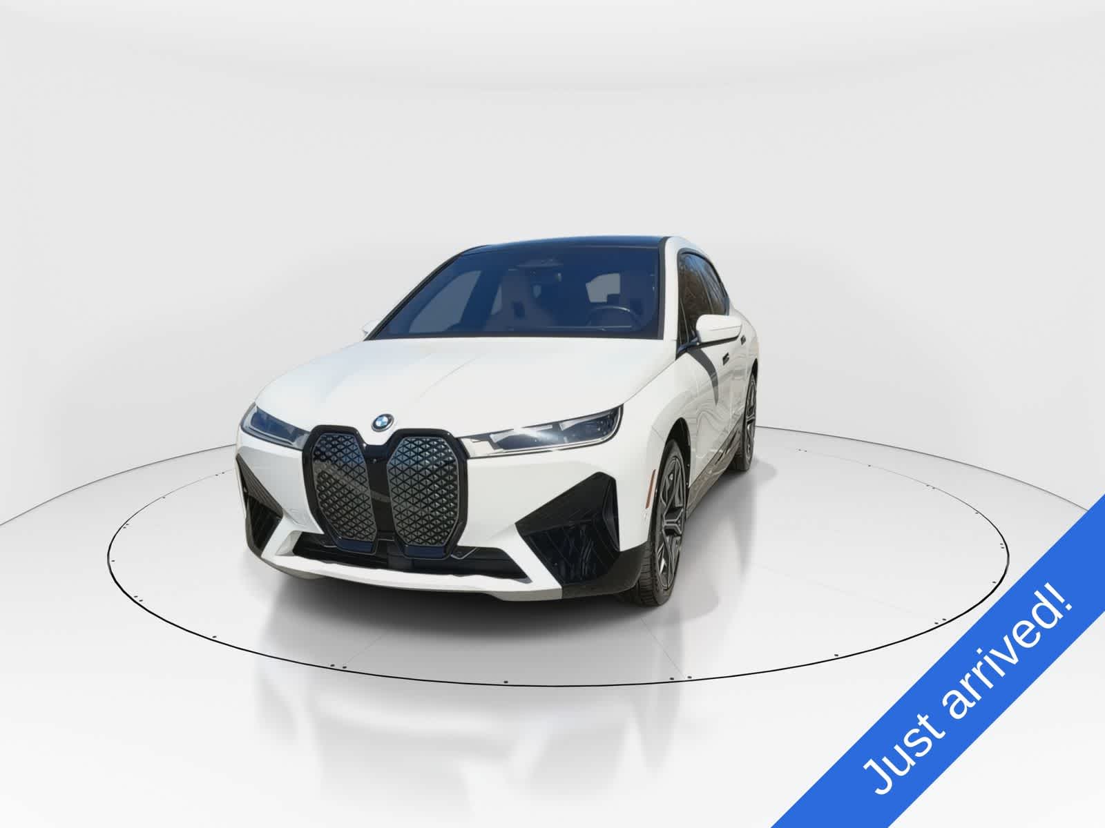 Thumbnail: 2024 BMW iX - 3