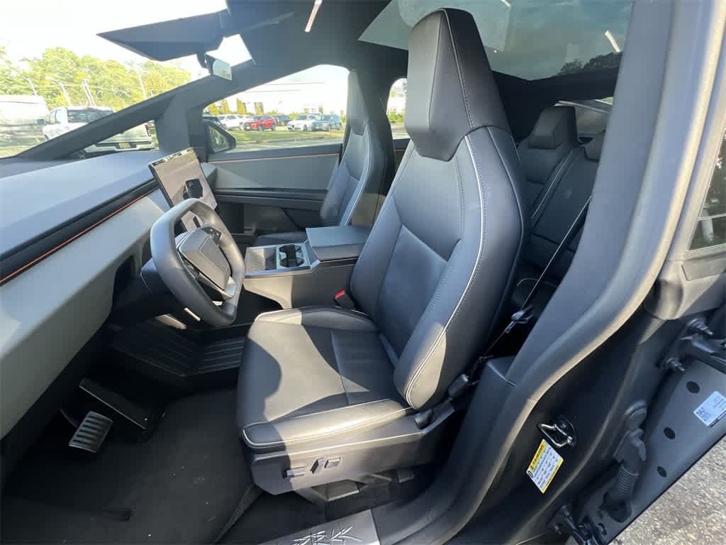 Thumbnail: 2024 Tesla Cybertruck - 18