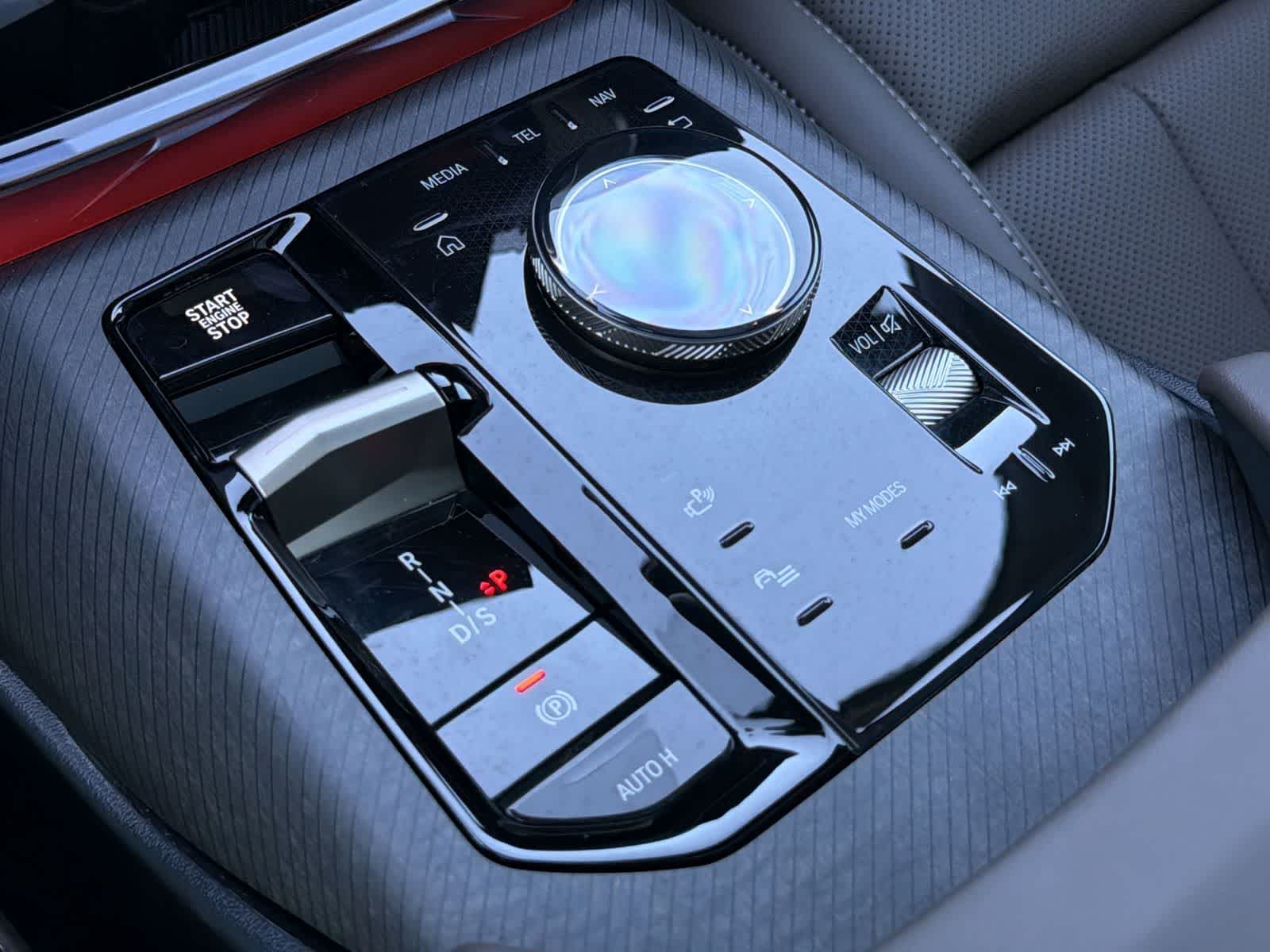 Thumbnail: 2025 BMW X3 - 25