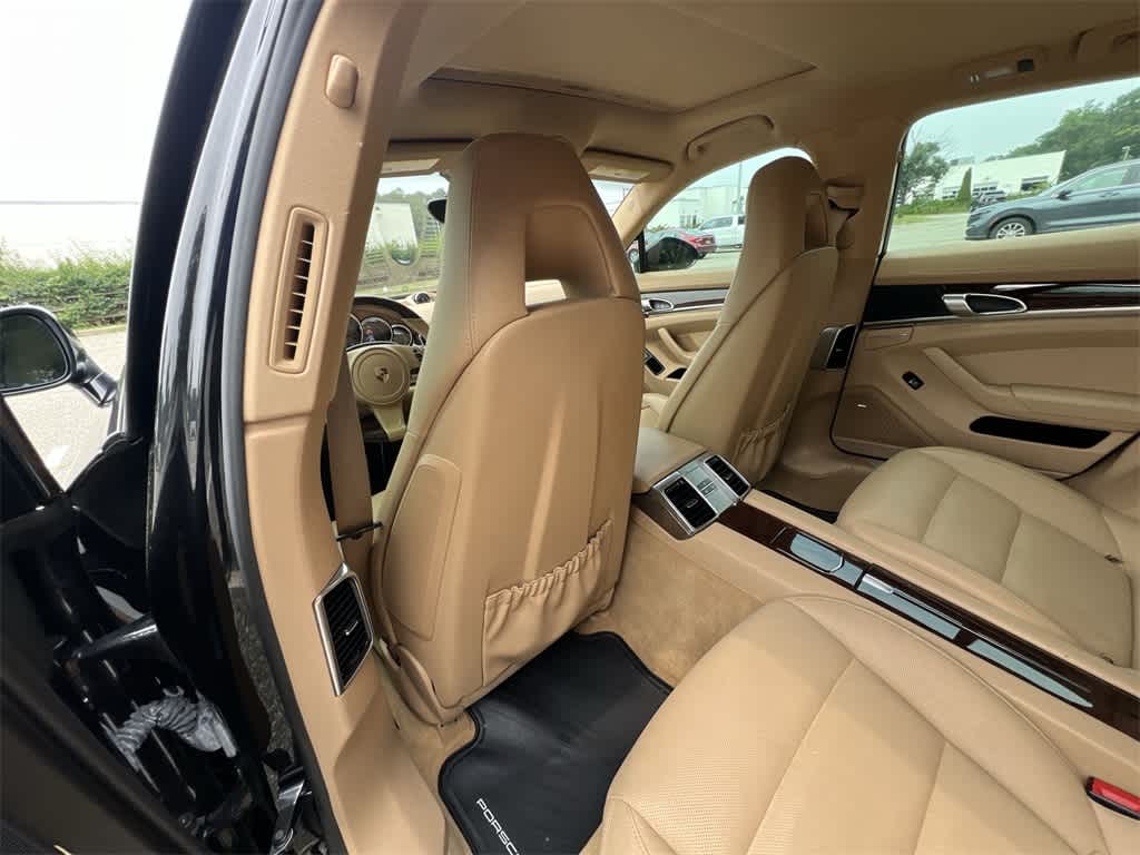 Thumbnail: 2014 Porsche Panamera - 20