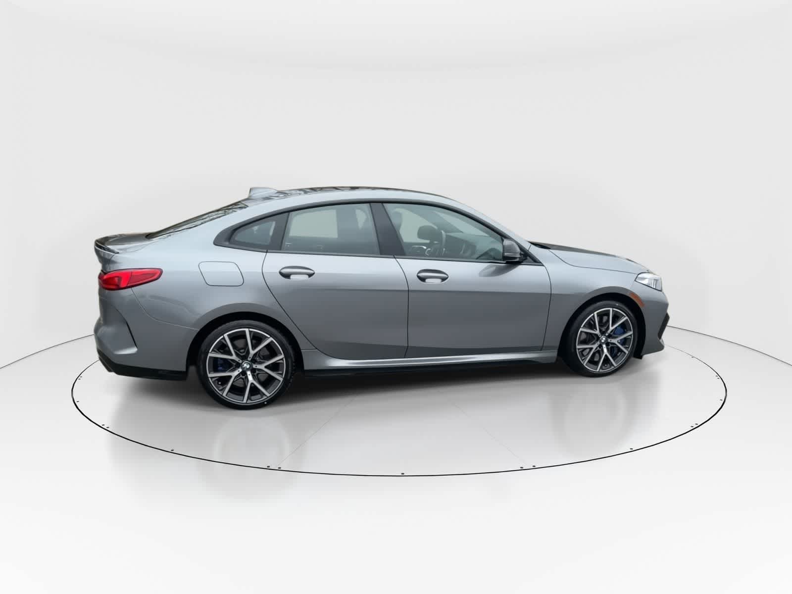 Thumbnail: 2022 BMW 2 Series - 4