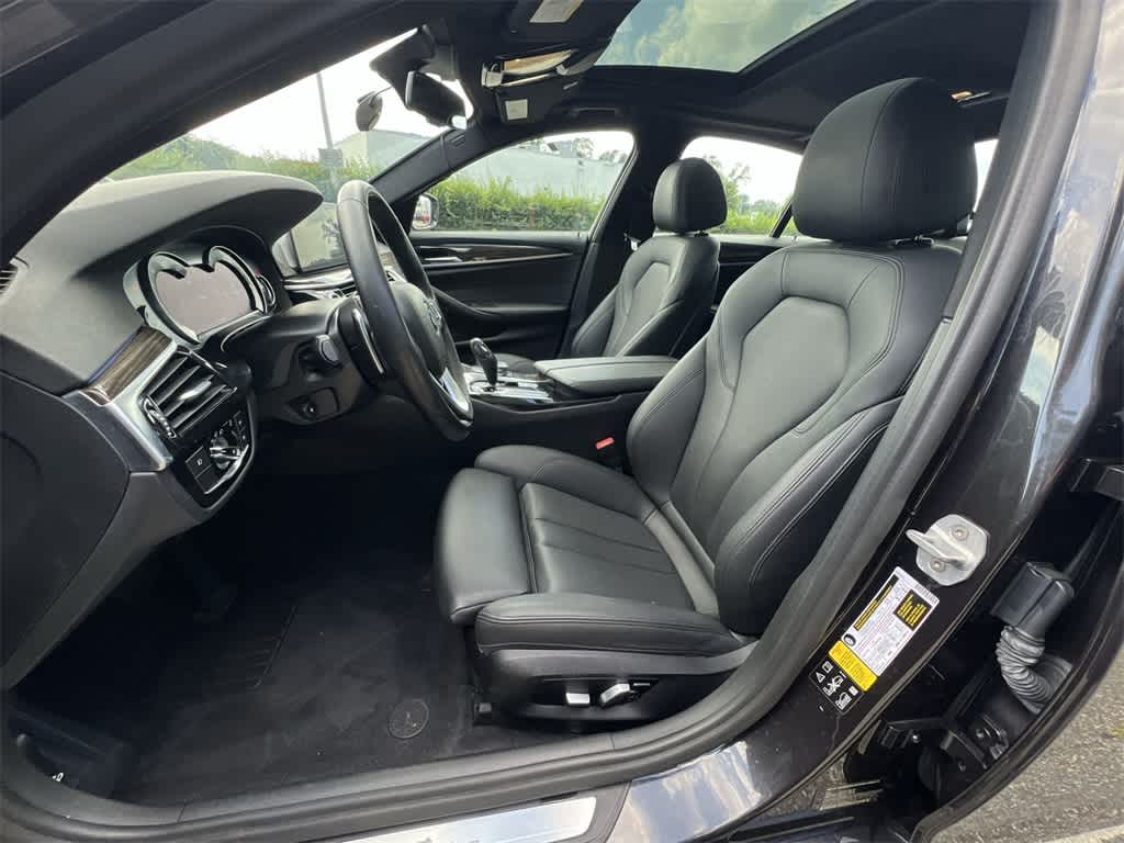 Thumbnail: 2018 BMW 5 Series - 19