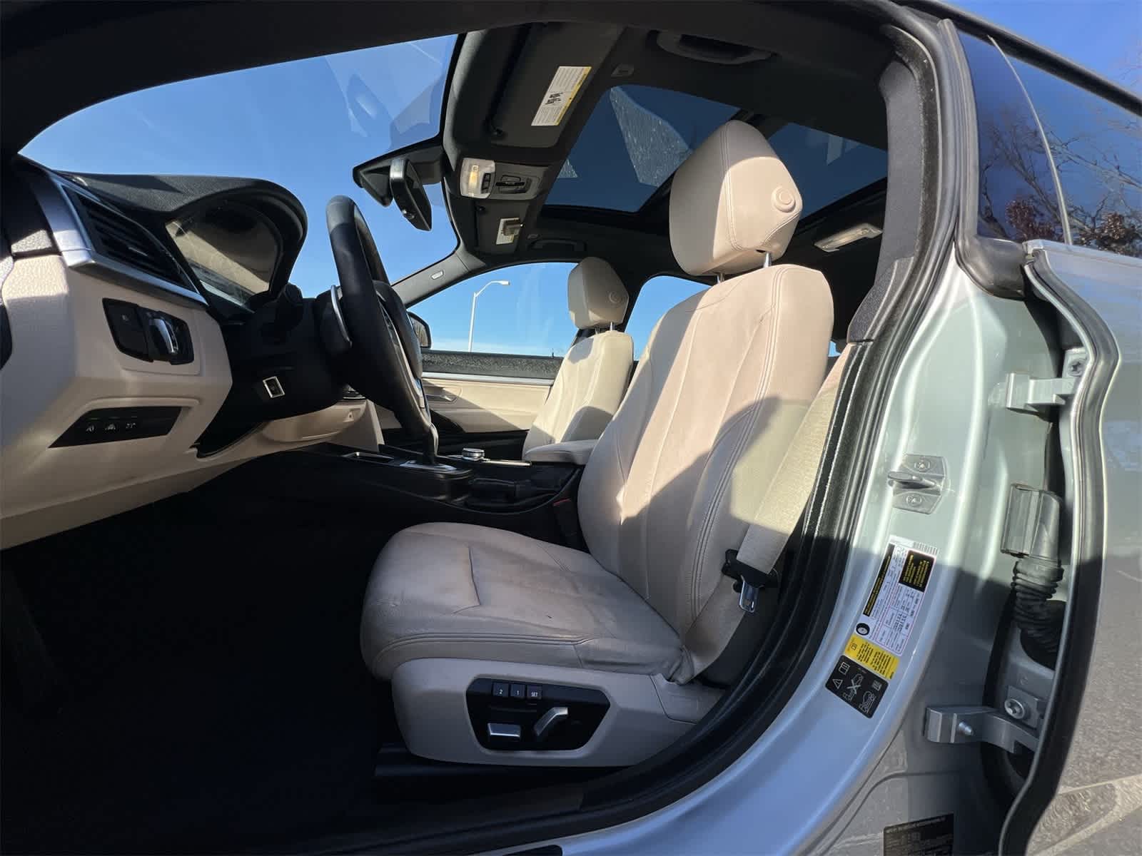 Thumbnail: 2018 BMW 3 Series - 19