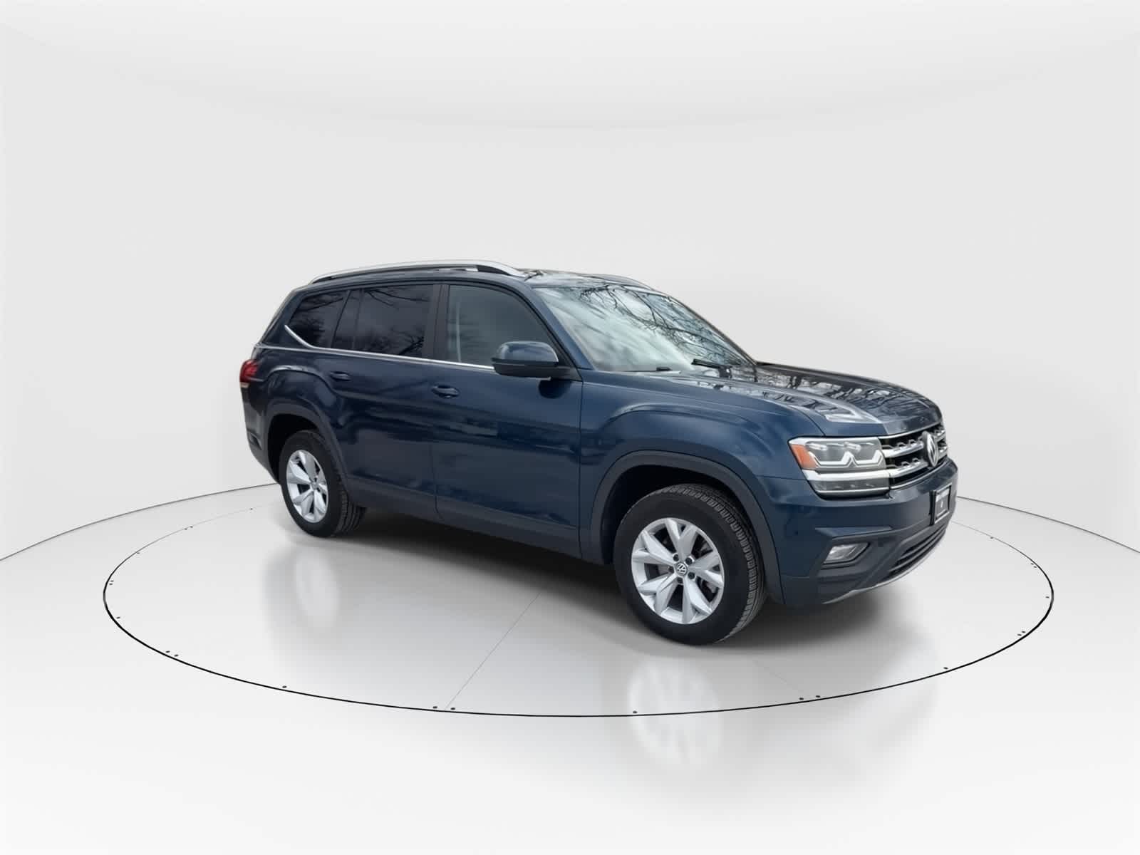 Thumbnail: 2019 Volkswagen Atlas - 3