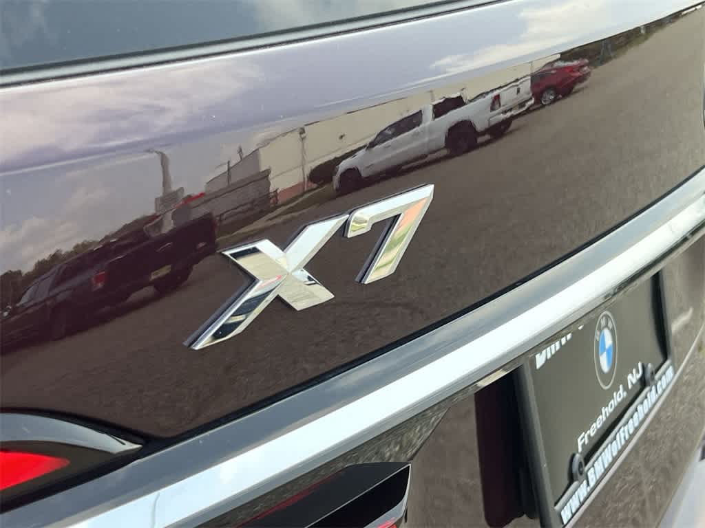 Thumbnail: 2023 BMW X7 - 15