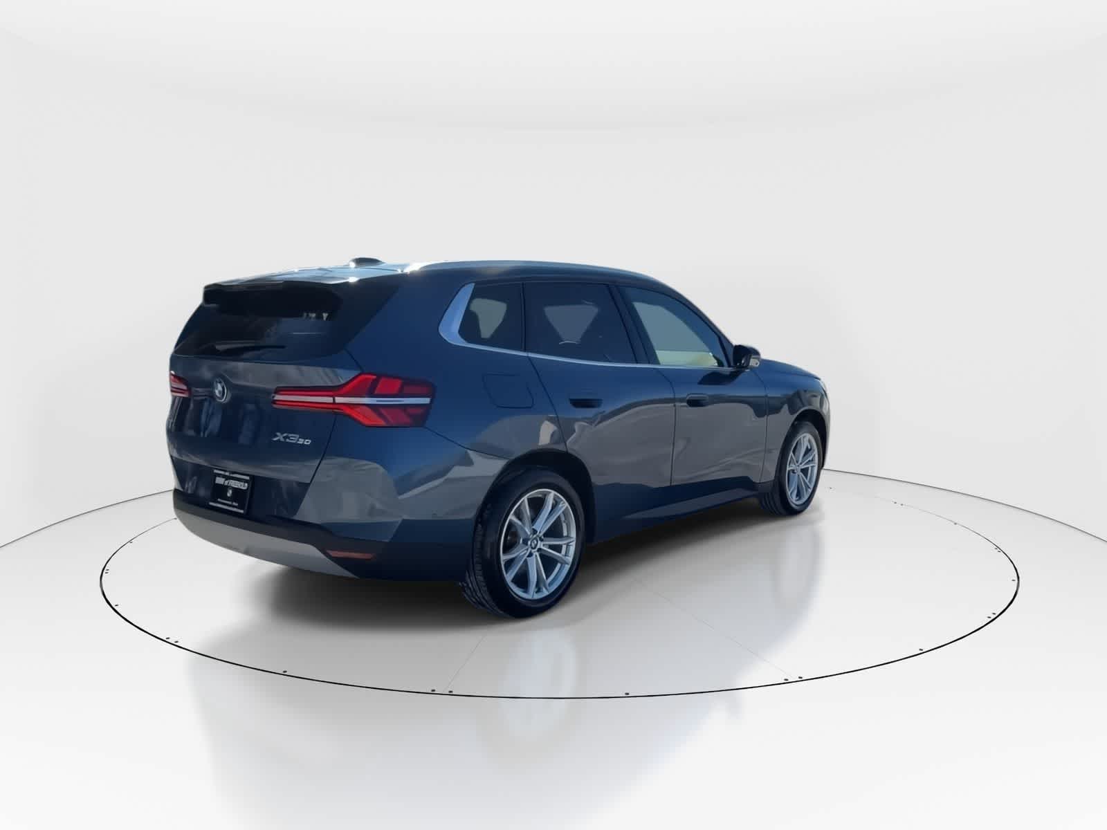 Thumbnail: 2025 BMW X3 - 9