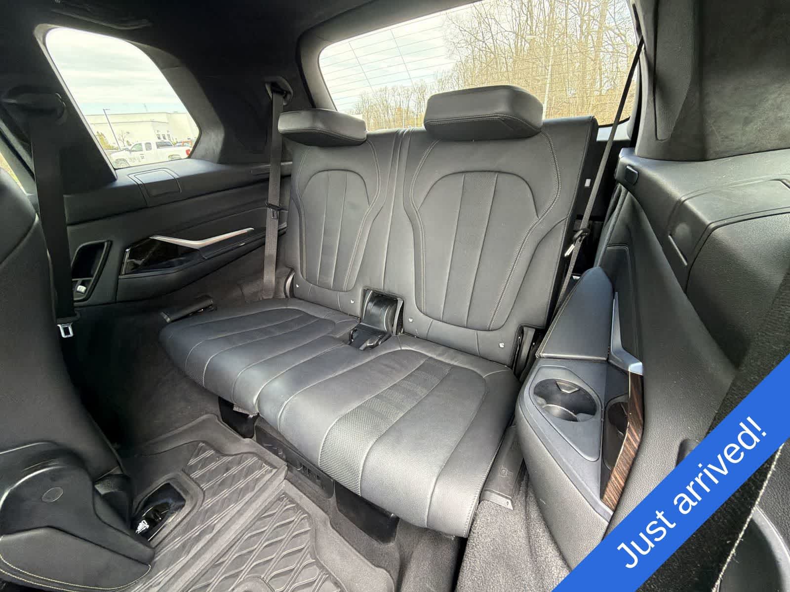 Thumbnail: 2020 BMW X7 - 30