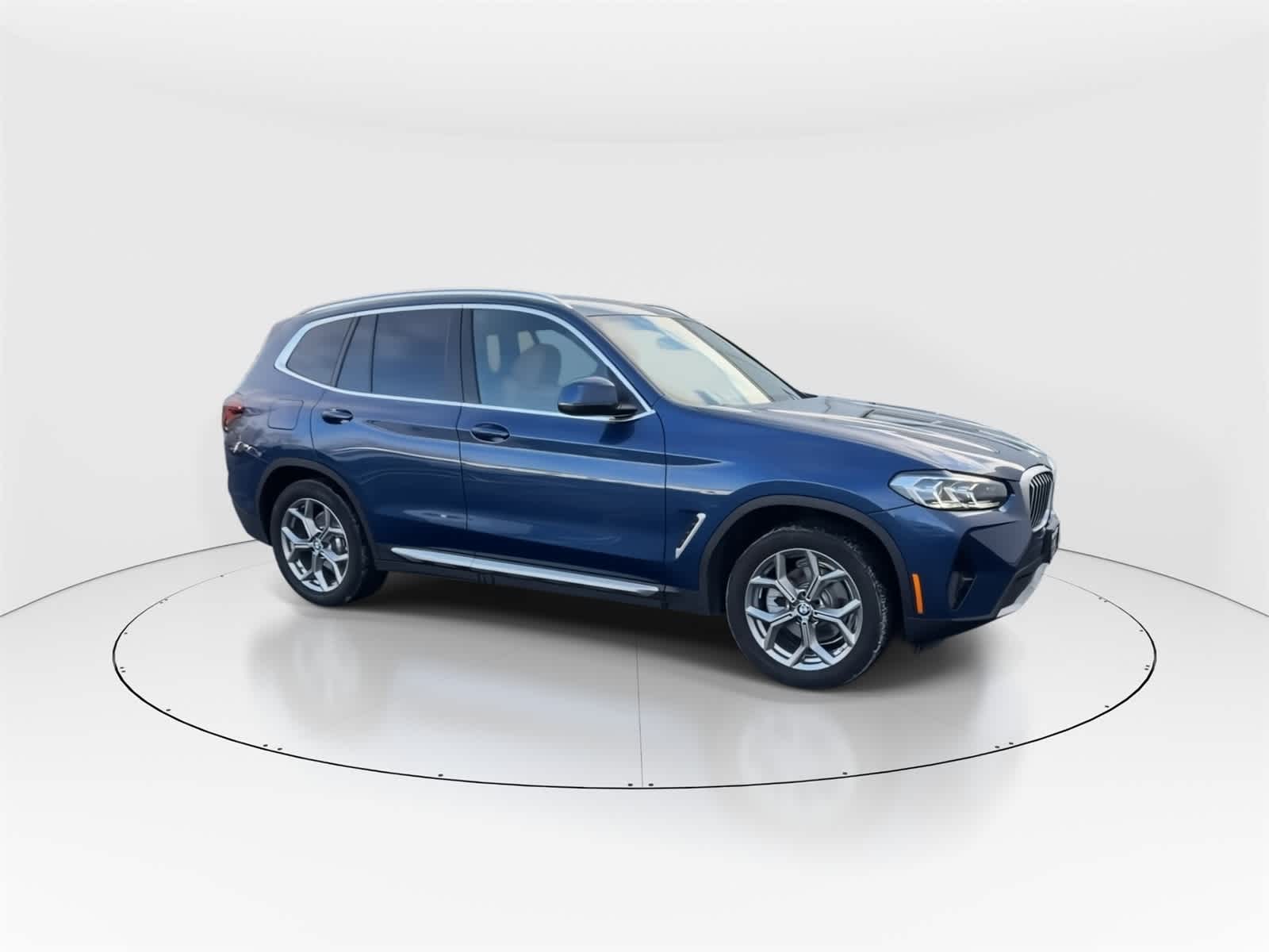 Thumbnail: 2023 BMW X3 - 3
