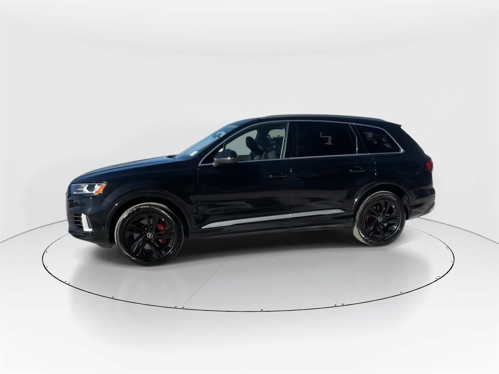 Thumbnail: 2022 Audi Q7 - 6