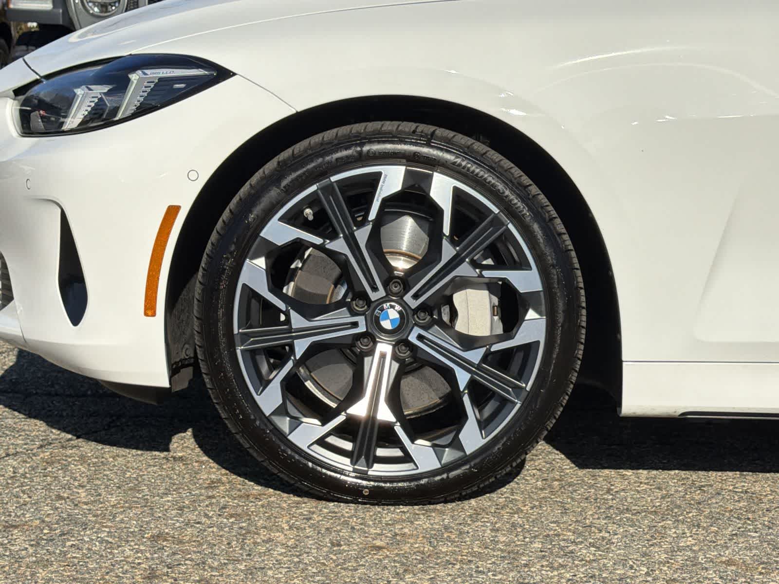 Thumbnail: 2025 BMW 4 Series - 16