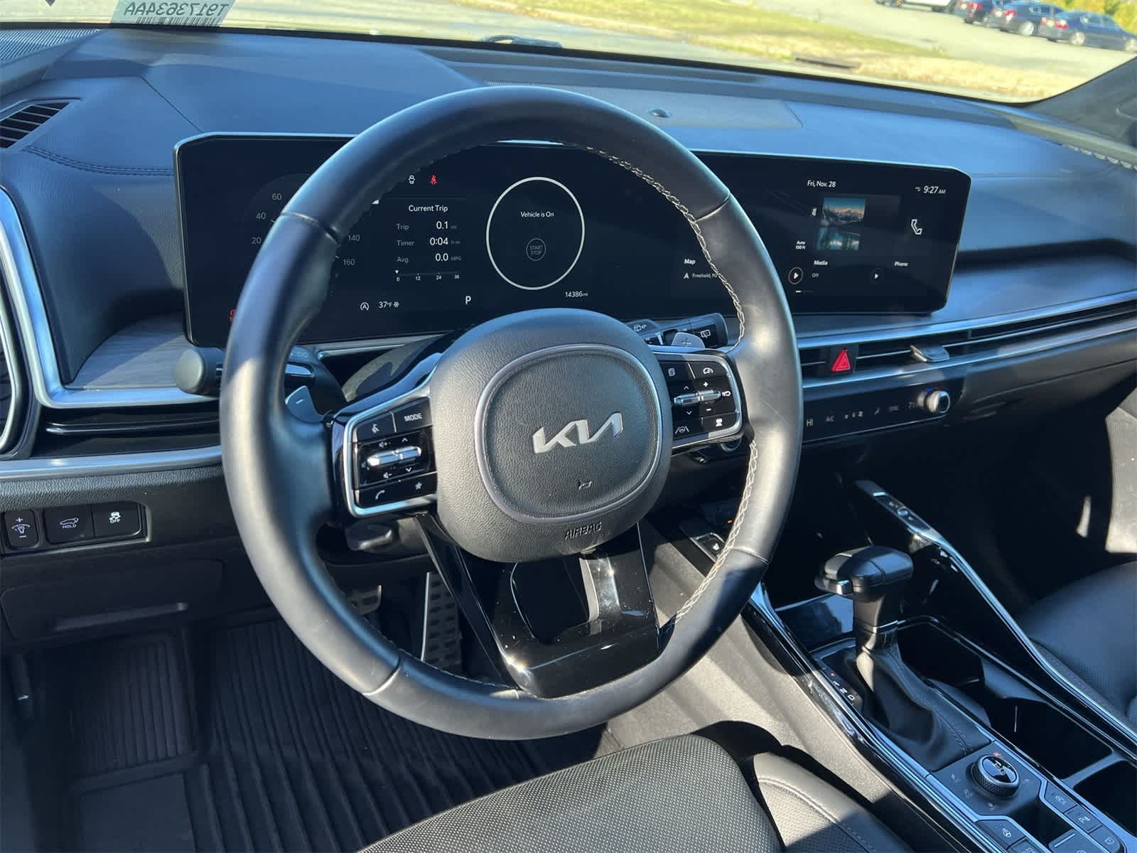 Thumbnail: 2024 Kia Sorento - 23