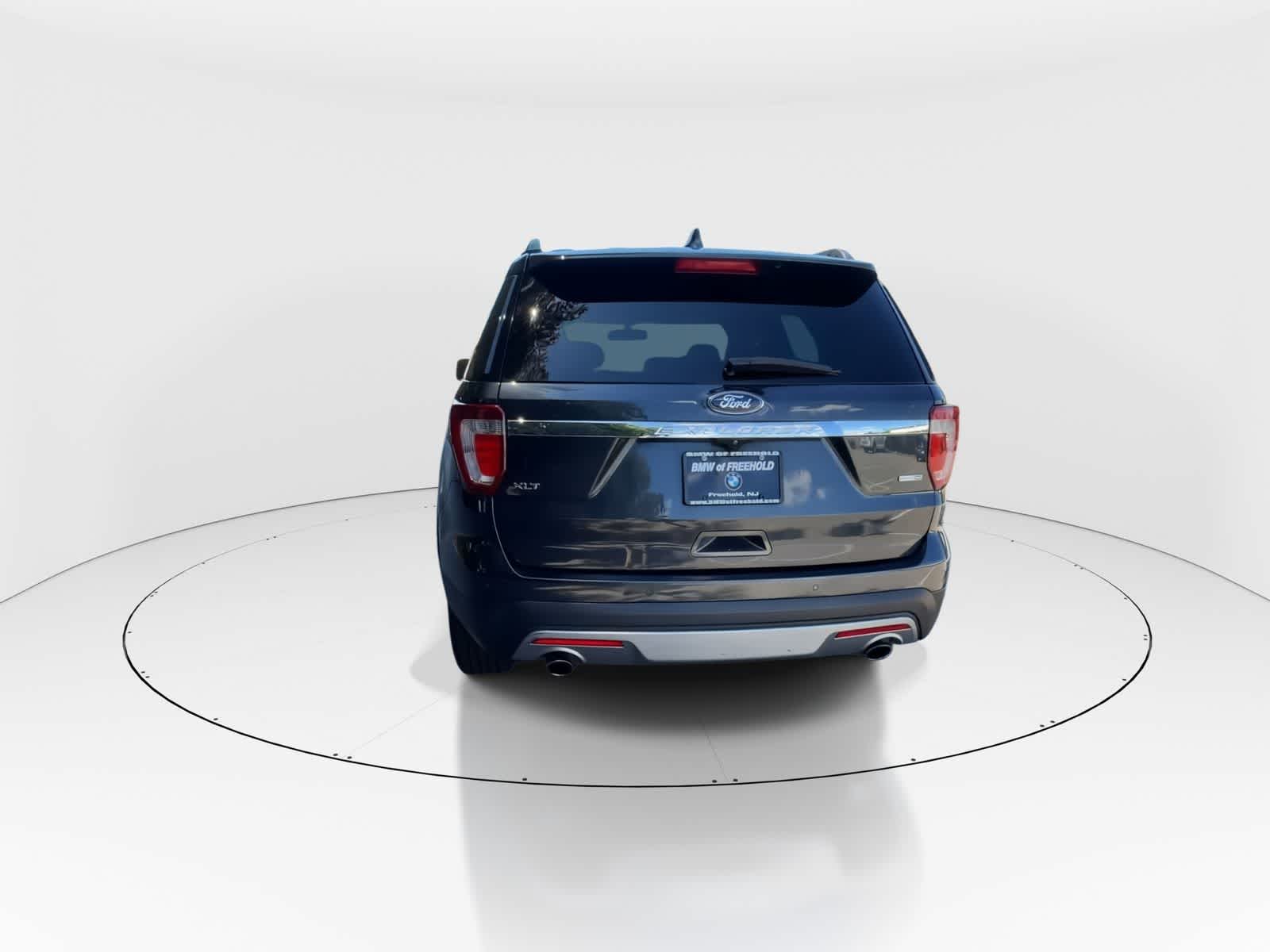 Thumbnail: 2017 Ford Explorer - 7