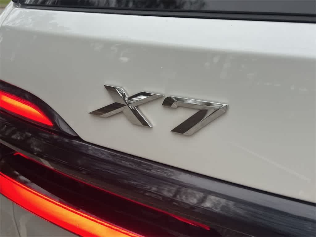Thumbnail: 2024 BMW X7 - 15