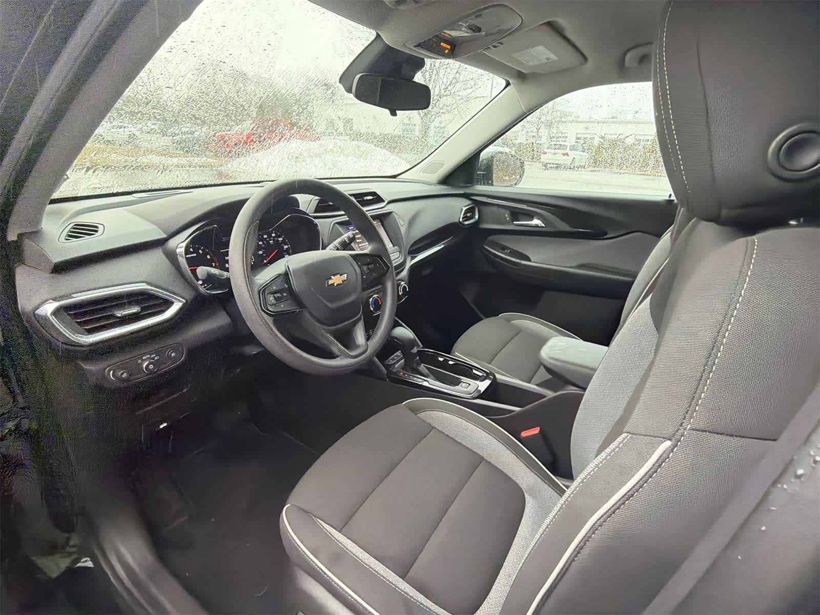 Thumbnail: 2023 Chevrolet TrailBlazer - 10