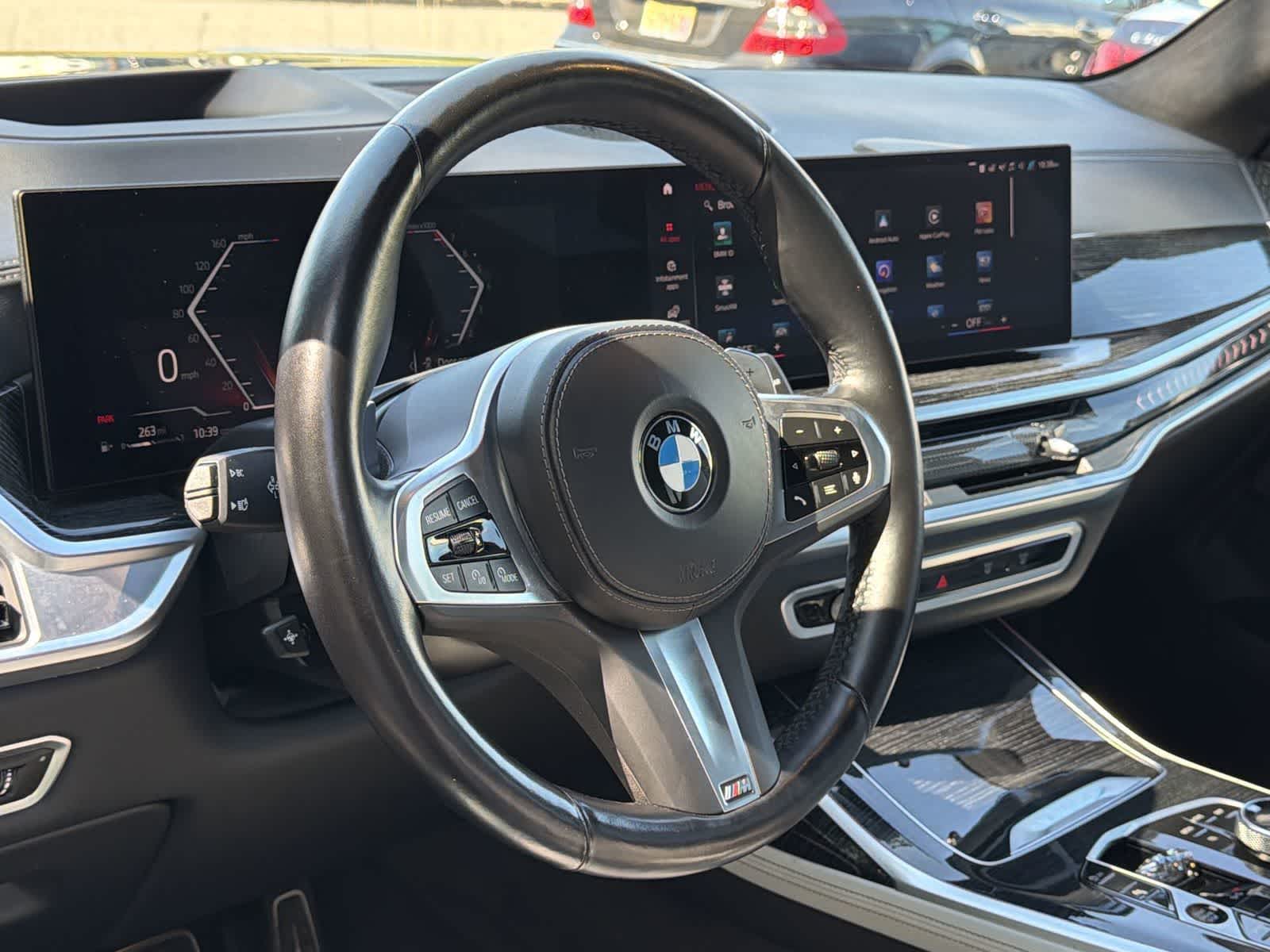 Thumbnail: 2023 BMW X7 - 23