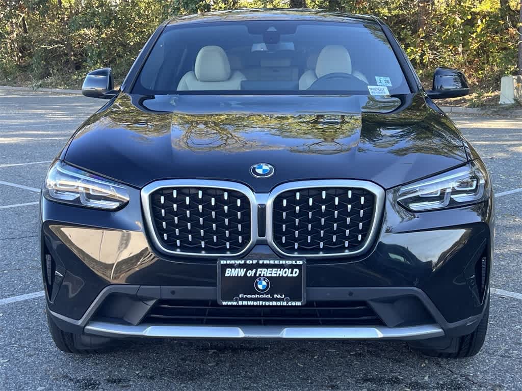Thumbnail: 2023 BMW X4 - 14
