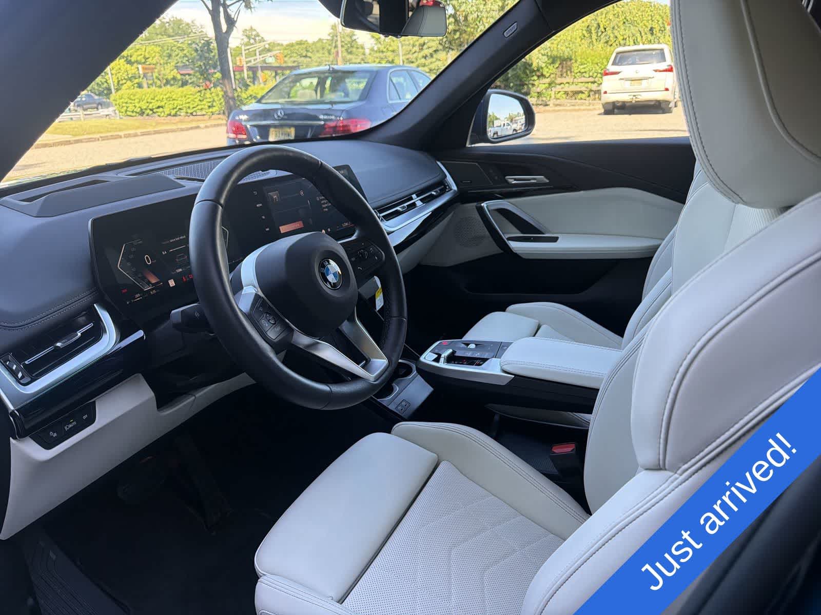 Thumbnail: 2026 BMW X1 - 10