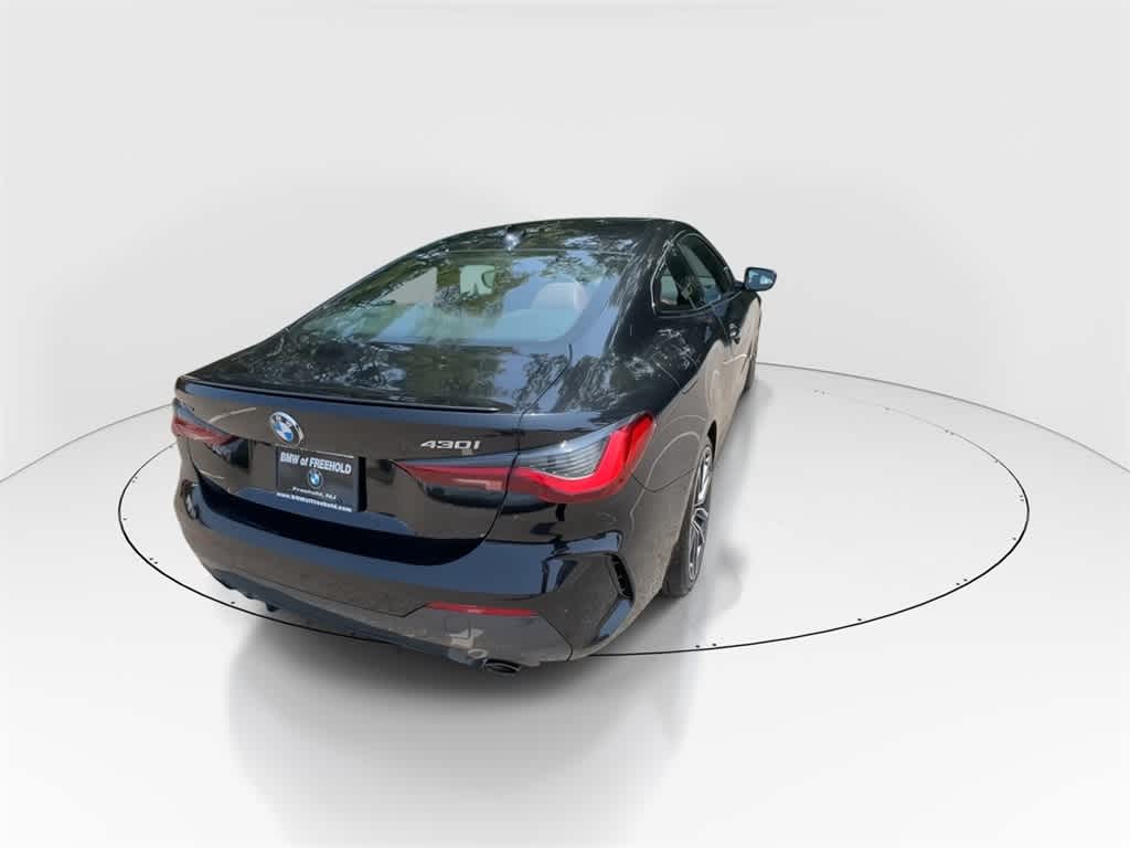Thumbnail: 2022 BMW 4 Series - 8