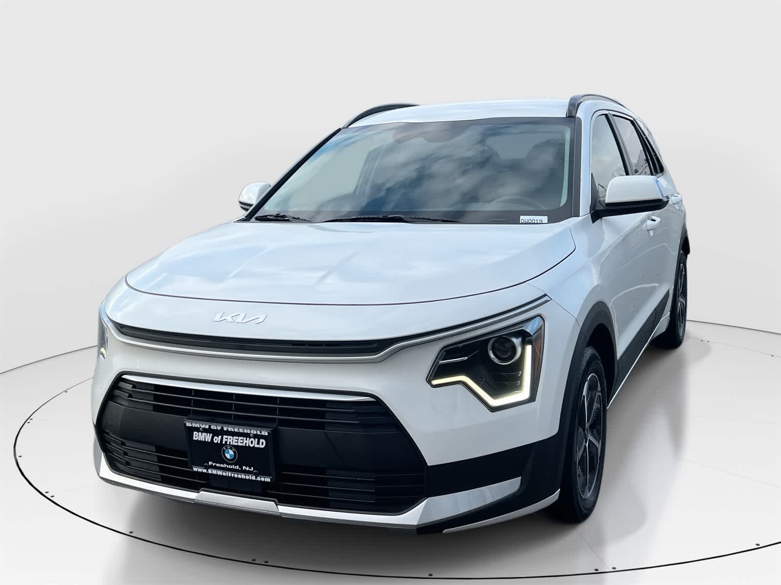 2023 Kia Niro EX's photo
