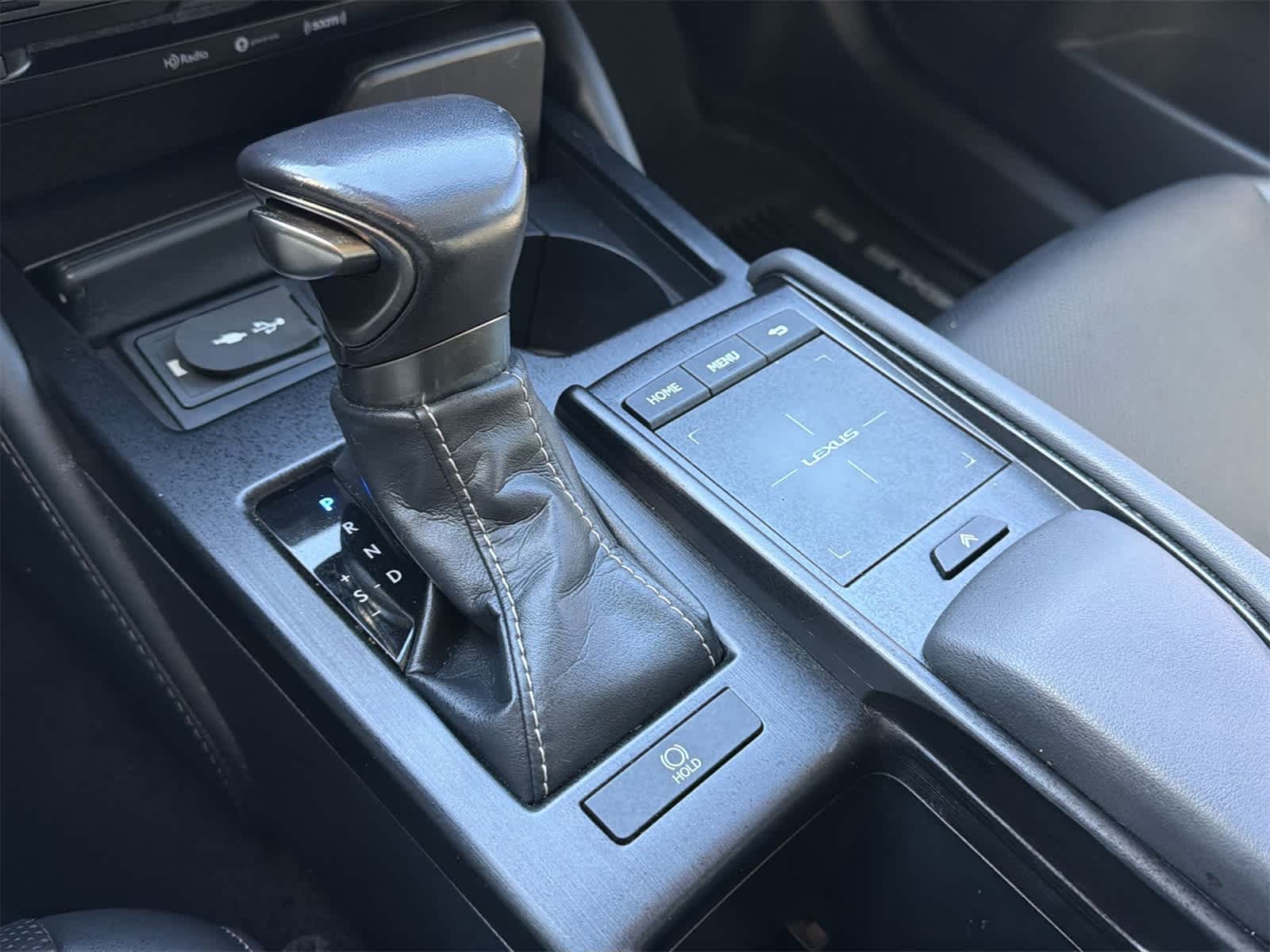 Thumbnail: 2019 Lexus ES - 25