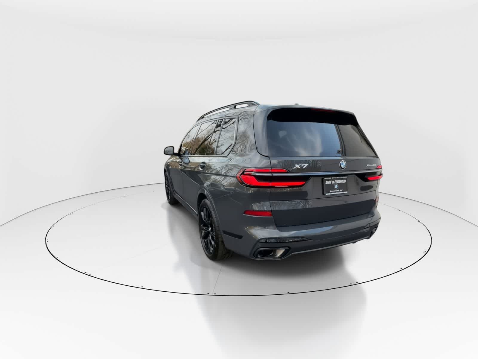 Thumbnail: 2024 BMW X7 - 6