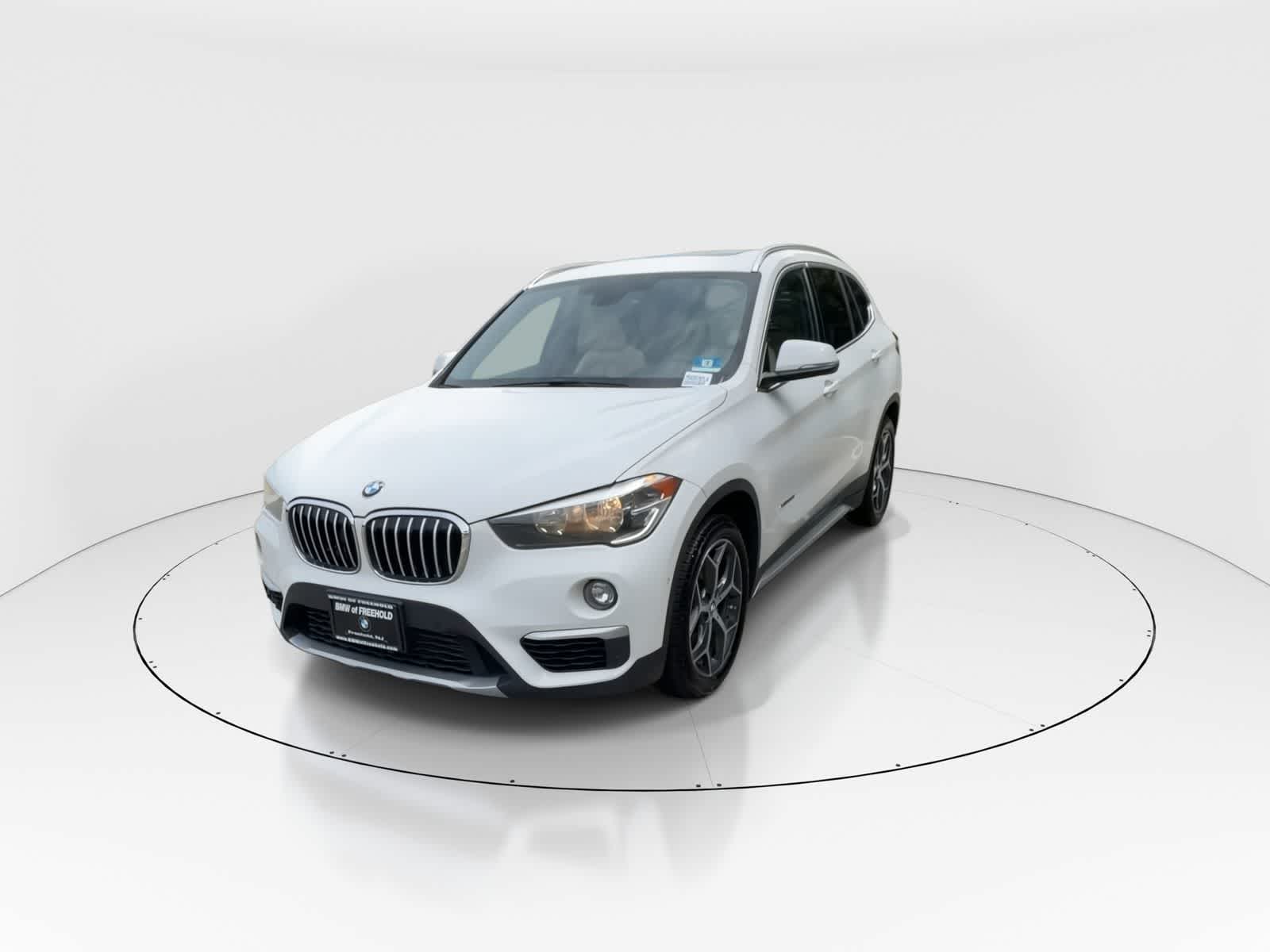 Thumbnail: 2016 BMW X1 - 3