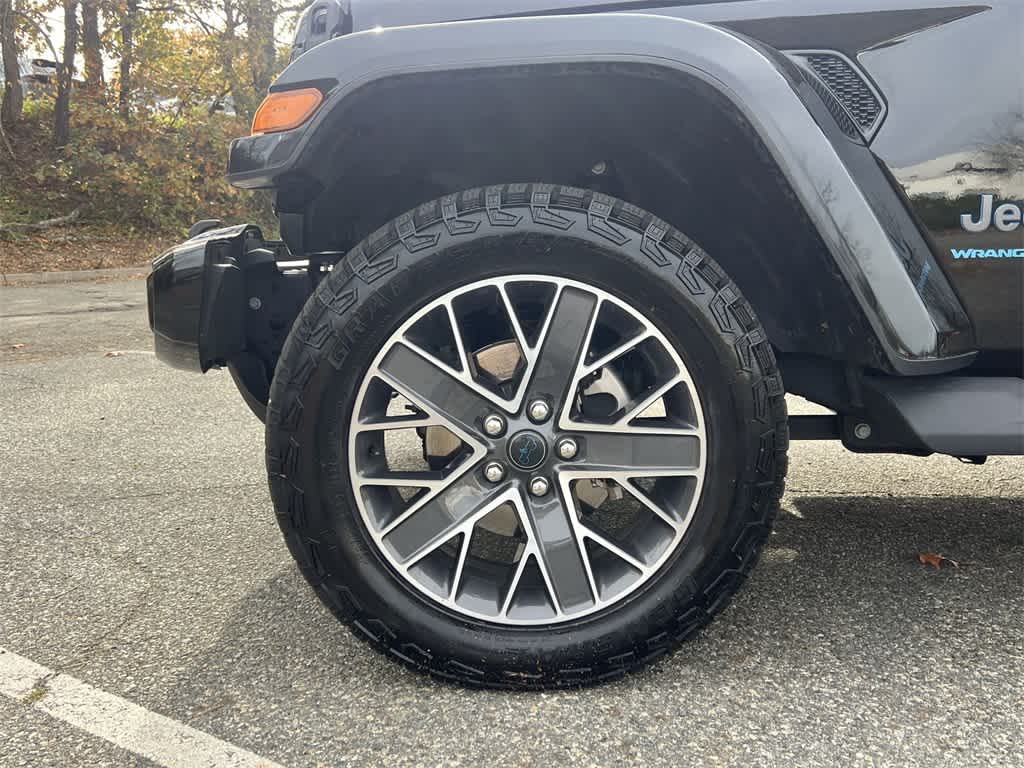 Thumbnail: 2024 Jeep Wrangler - 16