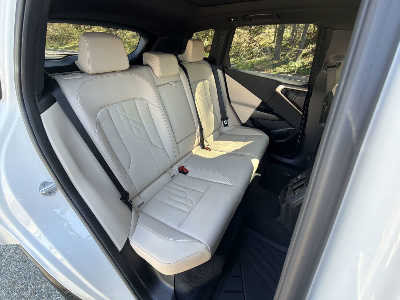 Thumbnail: 2025 BMW X3 - 21