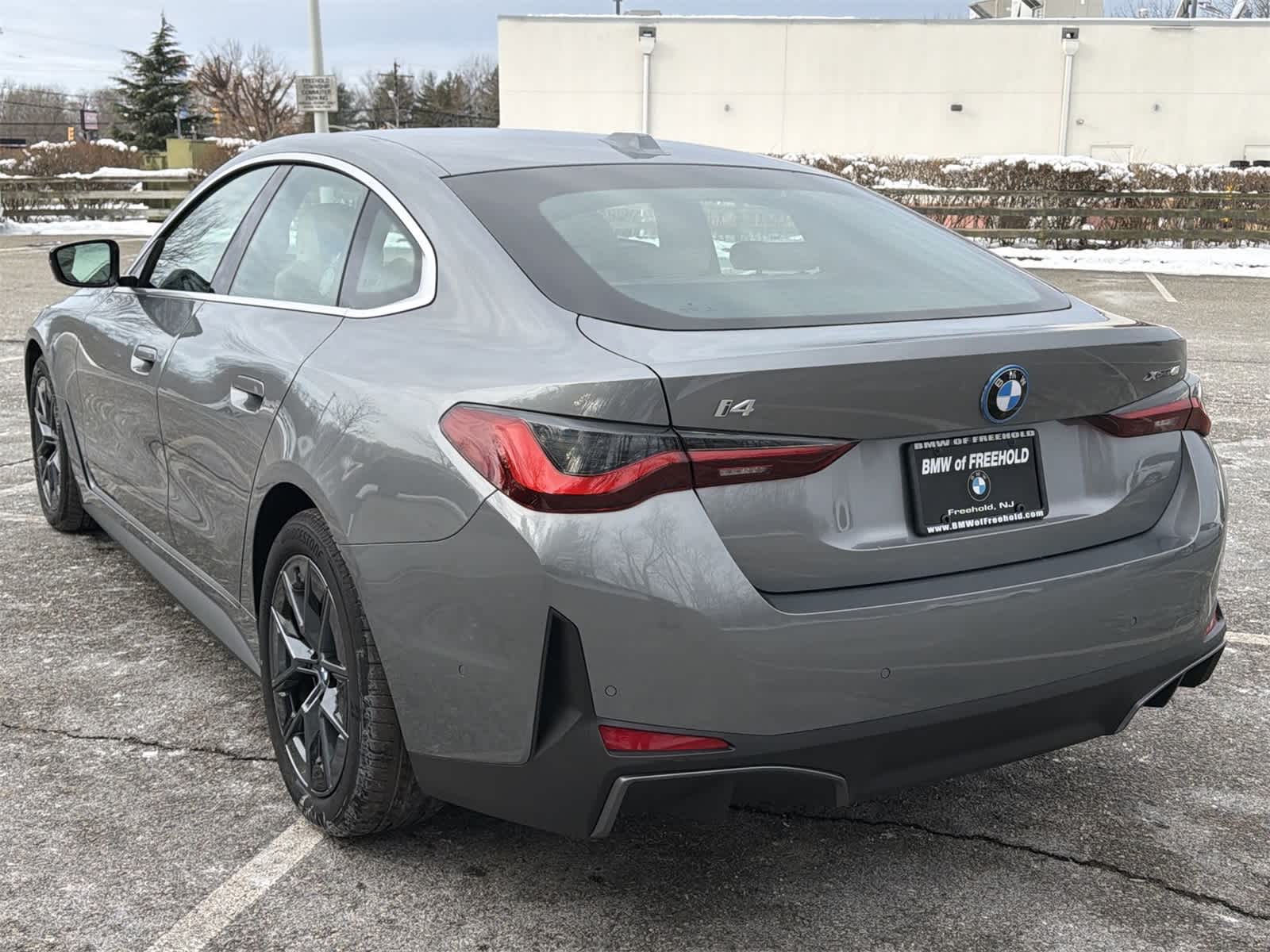 Thumbnail: 2025 BMW i4 - 12