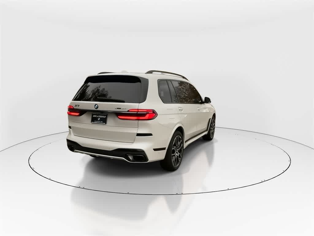 Thumbnail: 2024 BMW X7 - 9