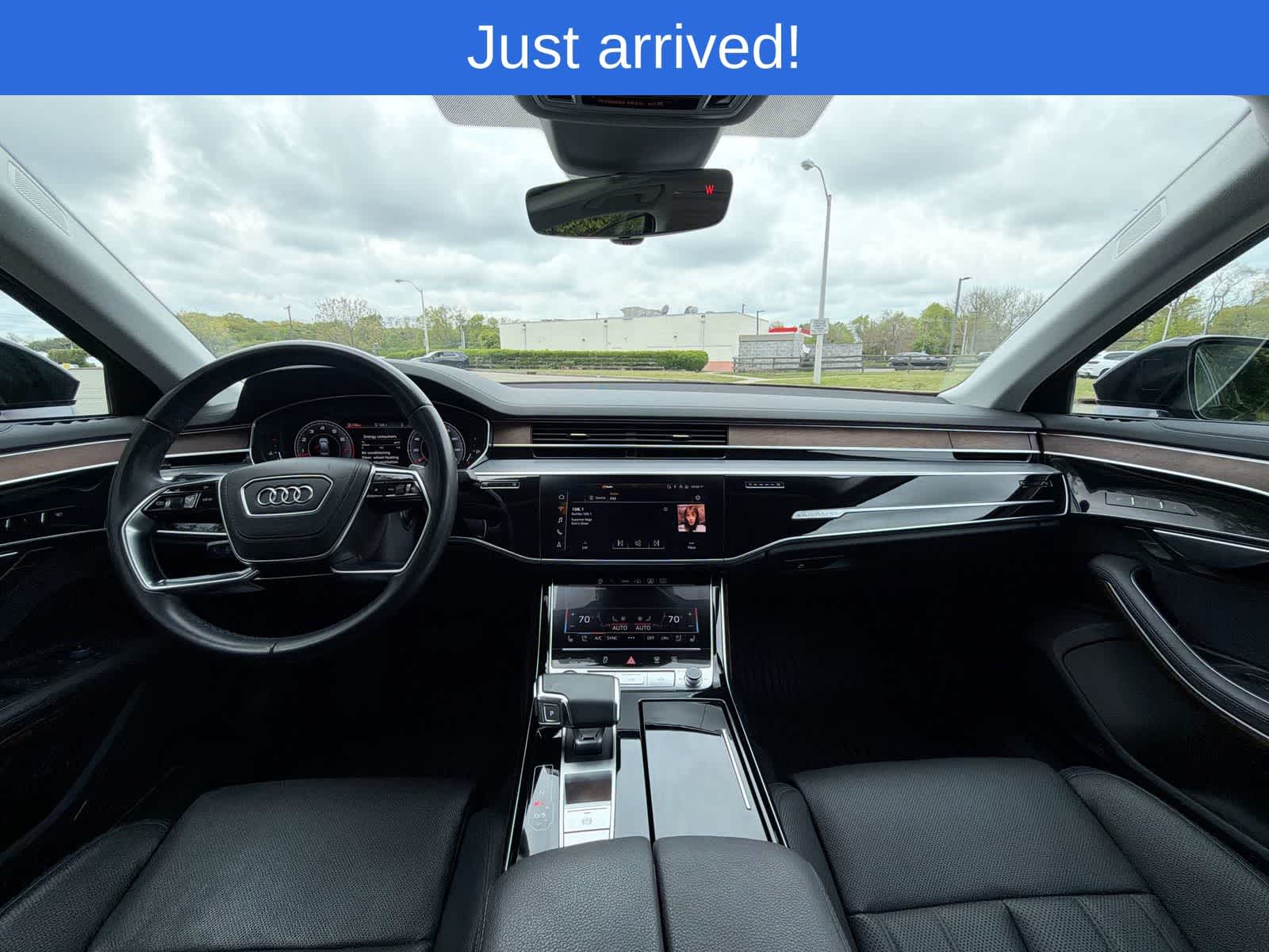 Thumbnail: 2023 Audi A8 - 18